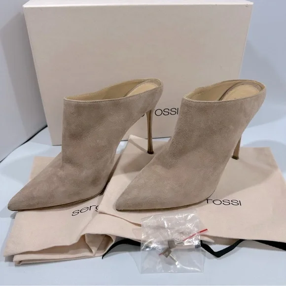 SOLD - Picture 1 of 15